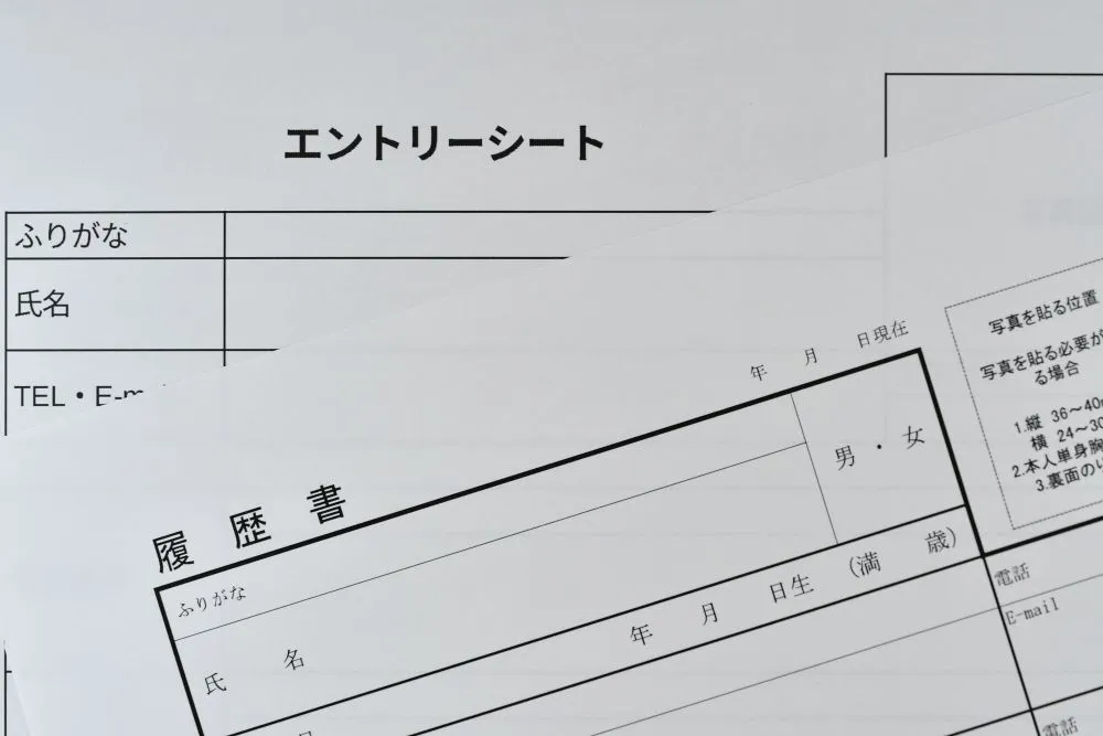 エントリーシートの手書きは時代遅れ？メリット・デメリットや書き方を解説