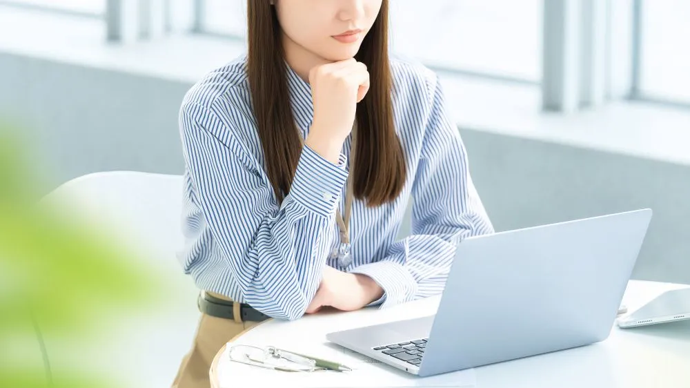 【新卒向け】営業に向いてない人の特徴とは？就職に不安を感じるときの対処法を解説