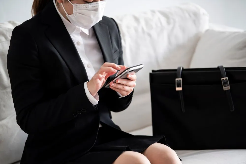 マスク着用について企業に確認する方法