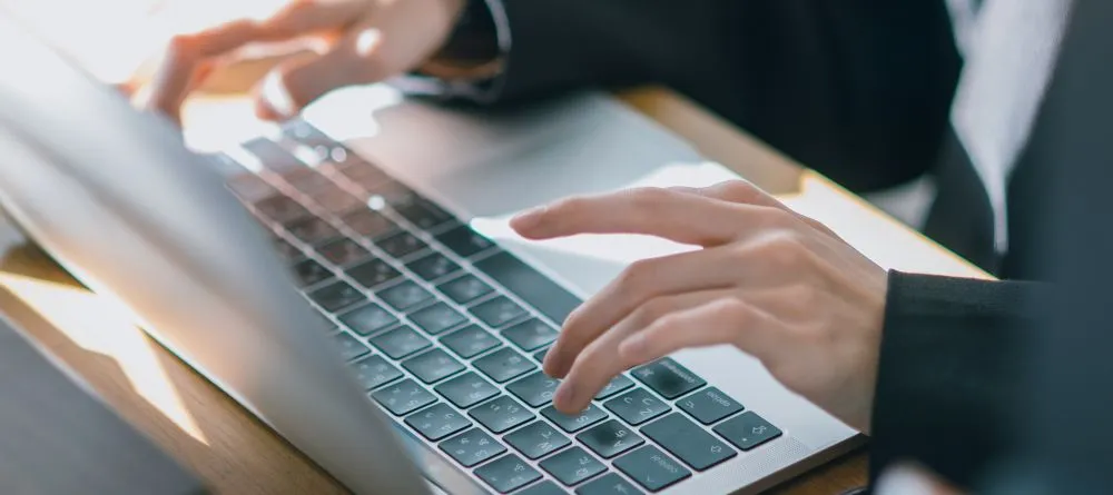 履歴書テンプレートは、Word・Excel・PDFのどれを使うのがいい？