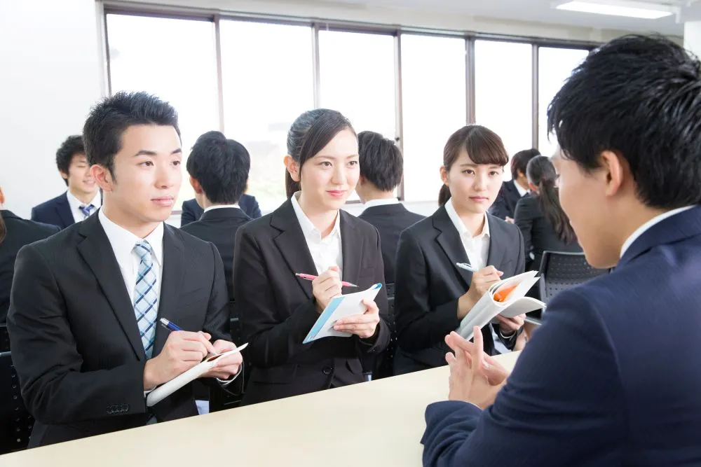大学1年生はインターンシップに参加できる？参加可能なプログラムを解説