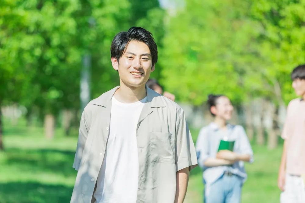 企業が私服指定や服装自由とする意図